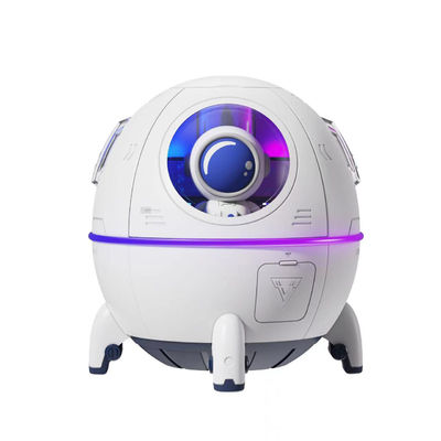 Buen precio Compras al por mayor Humidificador de cápsulas espaciales USB recargable Mini portátil Humidificador de aire ultrasónico con luz led en línea