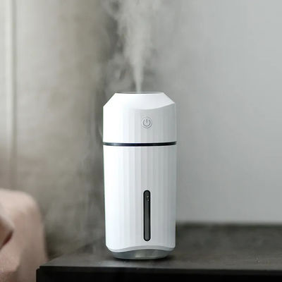 Por mayor 320ML Mini Humidificador de aire portátil Nebulante de niebla fría Diseño de sello de silicona Humidificadores de aire ultrasónicos USB
